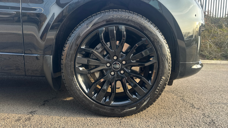 Land Rover Range Rover Sport 3.0 D300 HSE Silver 5dr Auto Diesel Estate